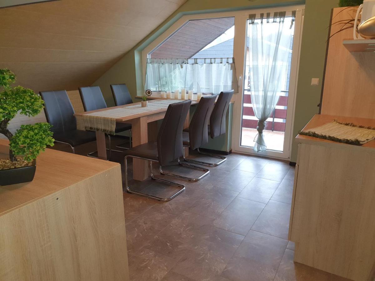 Ferienwohnung Zum Schlossblick Naehe Europa Park Mahlberg Exterior foto