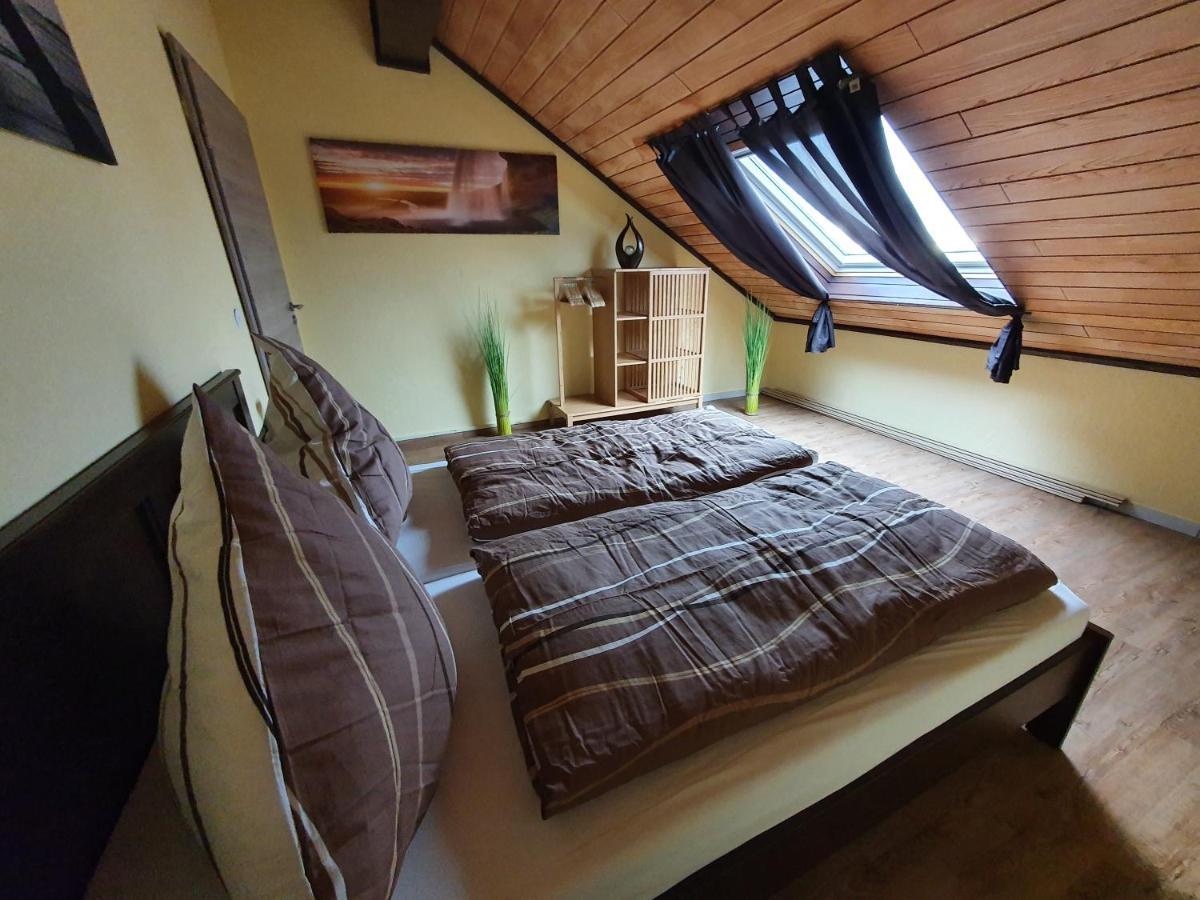 Ferienwohnung Zum Schlossblick Naehe Europa Park Mahlberg Exterior foto